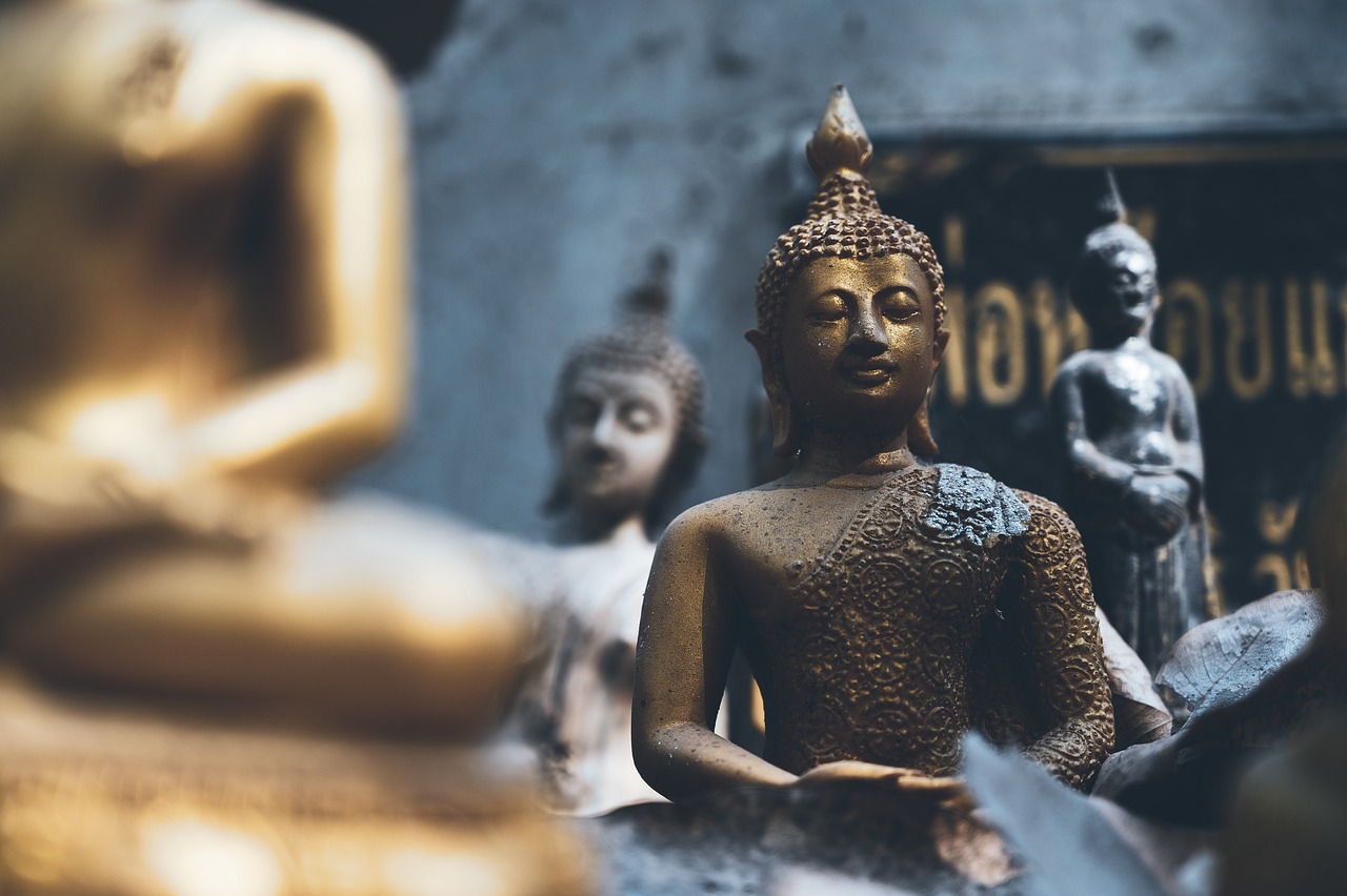 Beneficios de Tener Figuras de Budas en tu Hogar